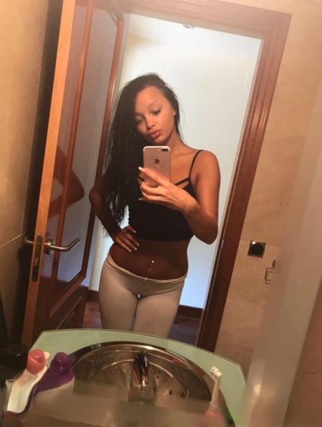 Merdi̇venköy Acentasız Bağımsız Escort Bayan Ksenia